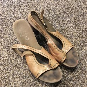 Callen Cordero Sling back clogs